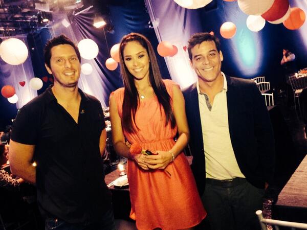 Latina_pe's tweet photo. @KarenSchwarz @adolfindorf y Cristian Rivero compartieron con los ganadores de #14FL ¡Una cena inolvidable! http://t.co/WZJIPARMEf