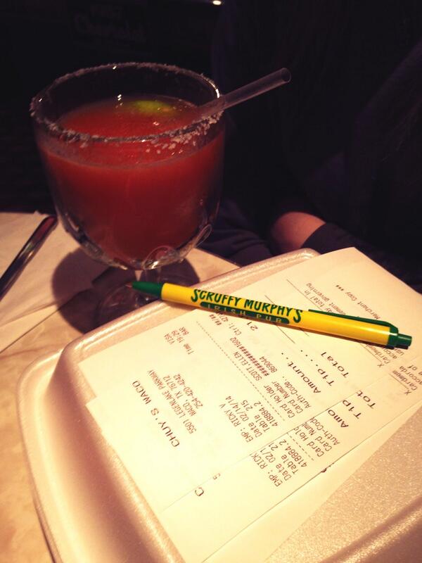 kamille22's tweet photo. Chuys gave us a @ScruffyMurphys1 pen to sign our ticket!! It's fate see you in a couple hours! #kamilleandellen http://t.co/rEFYO4CmCM