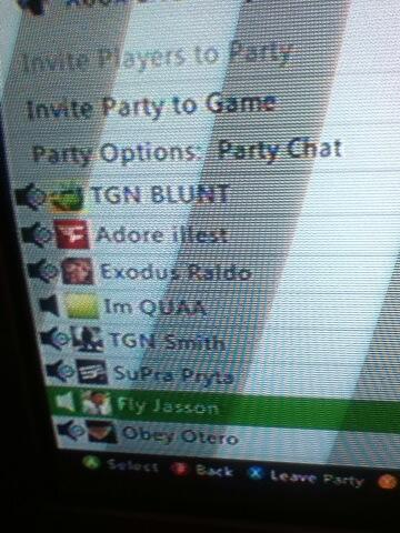 FlyJasonx's tweet image. Obey members!