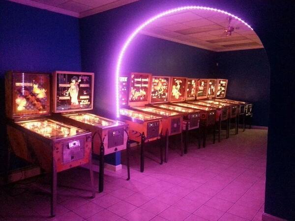 AtlanticPinball's tweet image. All set for the Grand Opening of Pop Bumpers Pinball in Weymouth, MA! Follow them @PB_Pinball #pinball