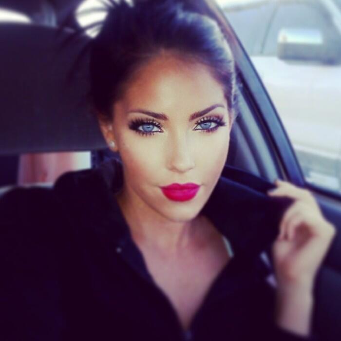 Olivia Pierson On Twitter Valentine S Red Lipstick Ruby