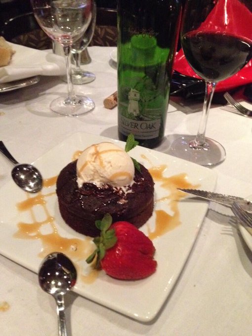 Dessert looks amazing!!!! :-)) http://t.co/o46lXipt5W<a href="/tag/nutrition"class="tags"><span>#nutrition</span></a><a href="/tag/success"class="tags"><span>#success</span></a>