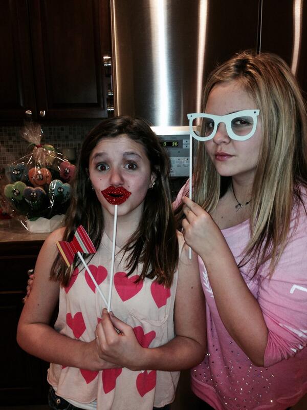 Two of my favorite Valentines!!! <a href="/MadiCarter1/">Madi Carter</a> @Ccteller