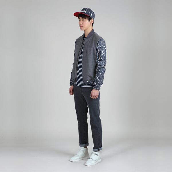 엠비오만의 위트가 묻어나는 모자와 패턴을 맞춘 그레이 컬러 블루종. 밖으로 뛰쳐나갈 수 밖에 없는 봄맞이 완벽 스타일링:-) Blouson_MK4A352072 Cap_MK4A8B2014