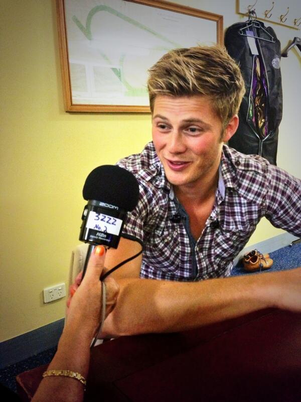 Tim tijdens een interview met een Hollands radio station in Australië!