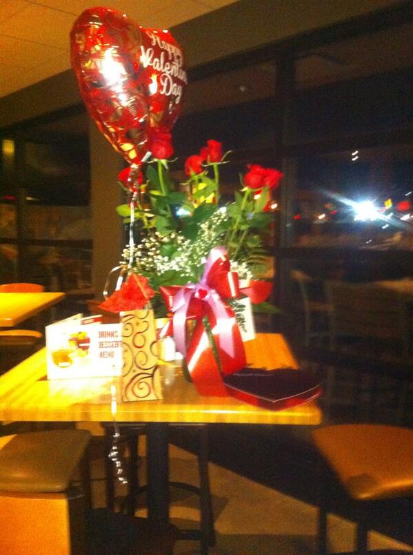 SpeedLindsey's tweet photo. Even if he's in Texas he still knows how to make me smile! He will forever and always be my valentine!@CRizzle_1 http://t.co/r1k5plGzsJ