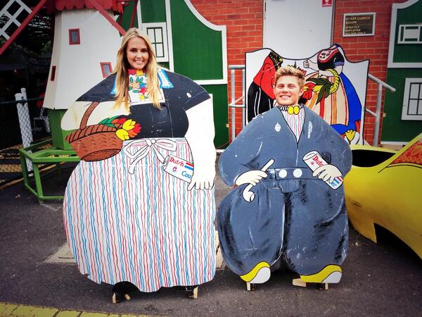 Groetjes van ons!!!! 😅