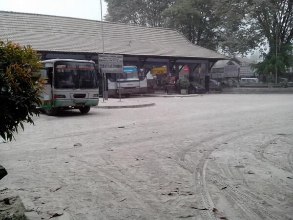 suasana terminal jombor beberapa saat lalu
