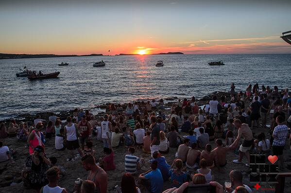 Mamboibiza's tweet photo. THE most famous #sunset in the world! 
ONLY RT if you have ever sat and watched one.. or WILL this year! http://t.co/E4ityFODMk