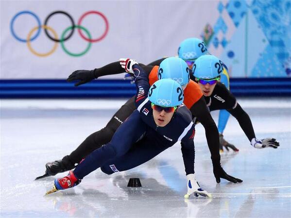 конькобежный спорт олимпийские игры. олимпийские игры в сочи виды спорта. олимпийские игры 2014 виды спорта. олимпийские игры в сочи виды спорта. значки олимпийских видов спорта.