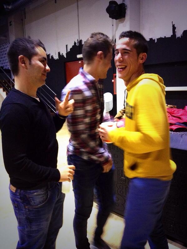 Pablo21R's tweet photo. Pasaba por ahi! @GcNacho @RVallinot http://t.co/YJ5tmqA9Gq