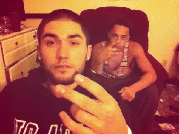 Dtay03's tweet image. Late night schemin🙏👽😈 #brother #deshae
