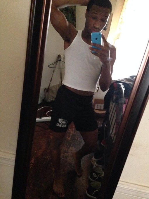 Watch a water sign 🦀's leaked NSFW photo on TwXstars