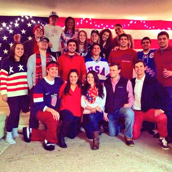 jmprice9's tweet photo. Epic USA vs Russia game #usa #USAHockey #OSHIE @NHLonNBCSports @NBCOlympics @NBCSports @OSH74 http://t.co/1Kbgra4Xxt