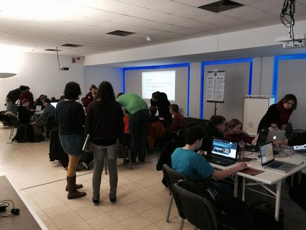 super_markt's tweet image. #coderdojoberlin already in full swing! Great to see so many kids &amp;amp; parents here! Enjoy it! #coding is for everyone!