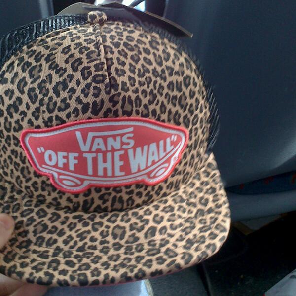 rafasketer's tweet image. mi nueva gorra