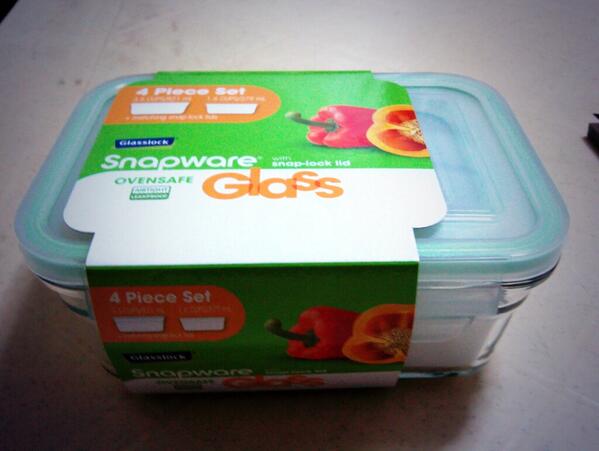 mannypot's tweet image. Bought a GlasslocK Snapware for school
 Magbabaon na ako! #tipidmode