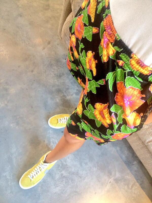 nicolelee_n's tweet photo. And we're going tropicana for @milenitcha @ELLEmagazineSA #ELLEbirthdayshoot #ELLEinspires http://t.co/XttfuHfIC8