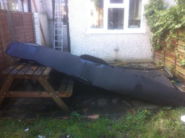 DJSCarpentry's tweet image. Had to get this roof watertight sharpish this morning after last nights storm #storm #noroof #roofer