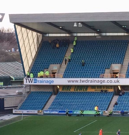 BghmtoLCcAAH5H8.png:large