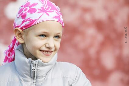 versoshits's tweet photo. Mucho apoyo y amor para ellos que a pesar de todo,siempre sonríen. #DiaMundialContraElCancerInfantil http://t.co/18LQwDyu95