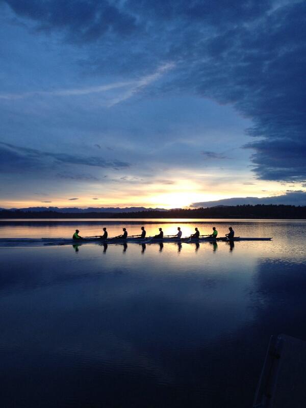 UW_Rowing's tweet photo. Lake Washington! #Liquidwater #filterno http://t.co/a922VvjBLW