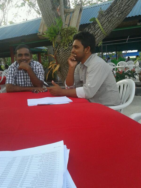 shaam96's tweet photo. Mohamed Riyaz for Dhaandhoo Dhaaira 2014,,,, D2D villimale, http://t.co/pCc6H60R3U
