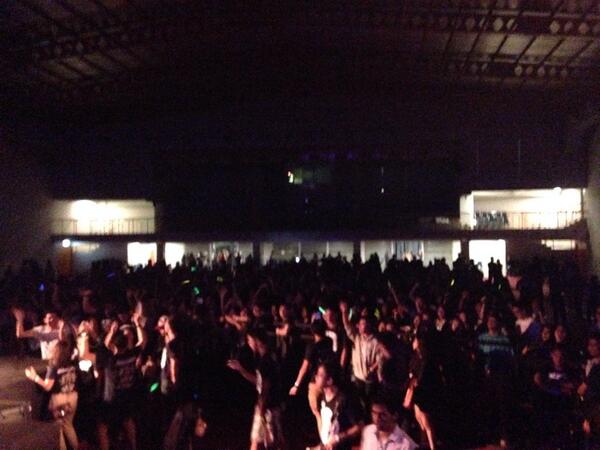 BynamicFest's tweet photo. Terimakasih untuk crowdnya hari ini :) http://t.co/DMWAF36Ate