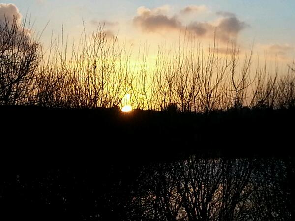 fgaff's tweet photo. Sunset at Blarney Sanctuary #blarney #sunset http://t.co/UZfIpYY7lX