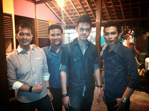 Thanks buat para pejuang kita <a href="/irfanveto/">Irfan Veto</a> @KangmasNuno <a href="/Faust_Leverrett/">IRP</a> <a href="/ElArsene/">El Arsene</a> :)