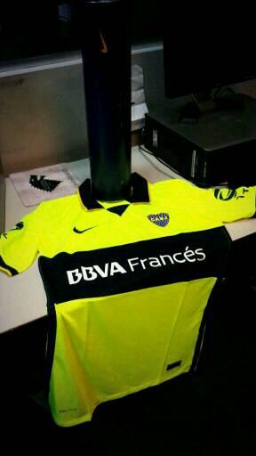 (SORTEO) Ganate la camiseta de Boca de #Mundo24. Seguí a <a href="/FerCarolei/">Fer Carolei</a> y <a href="/MarianoOliveros/">Mariano Oliveros</a> y dale RT a ESTE TWEET.