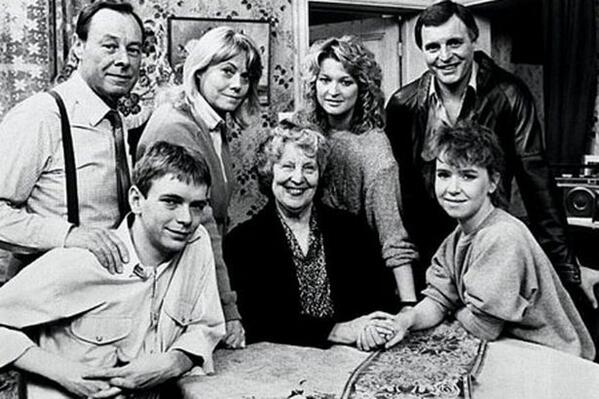 MsKathyBeale's tweet photo. @CarolBoyle2 Don't you remember Old Ma Lou. She was a tough lady. I remember this photo with the whole family: http://t.co/e4pHnsRPZT