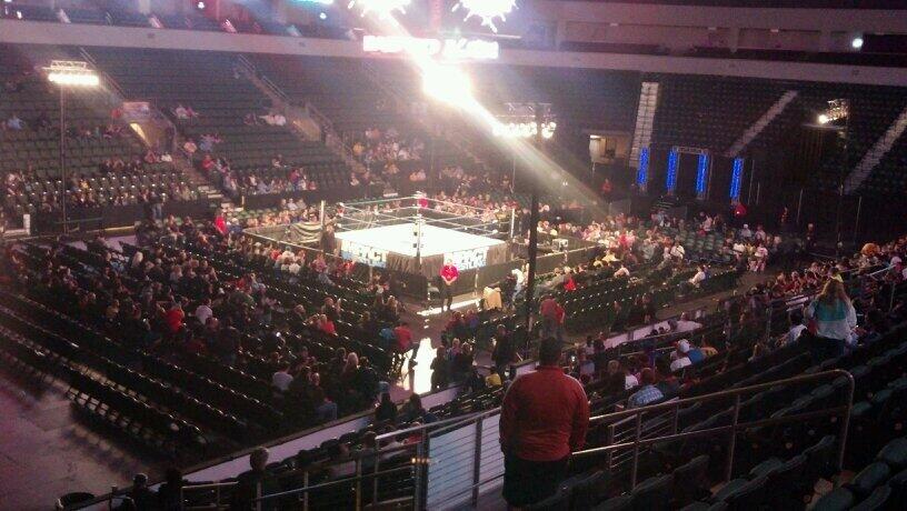 Voices of Wrestling on X: "Dire #TNA attendance pic number one  http://t.co/iBGJ2uShd4" / X