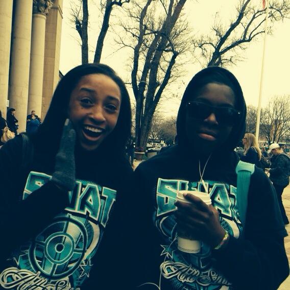 isolatedae's tweet image. OMG I met #chipotlex #idontknow #howtospell @Ohhhlexii_