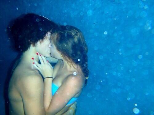 hoIdmeforever's tweet photo. relationship goals http://t.co/lthJsRvvED