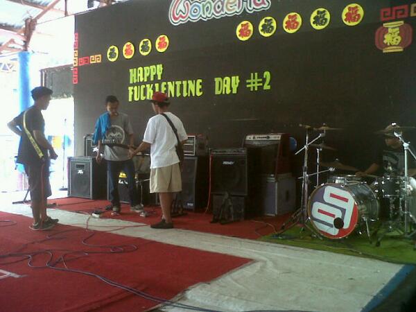 MelodicSMG's tweet photo. Next !! Ada Goodbye Snoopy ! Monggo join guys yg belum join o:) http://t.co/EJEeiDJFCp