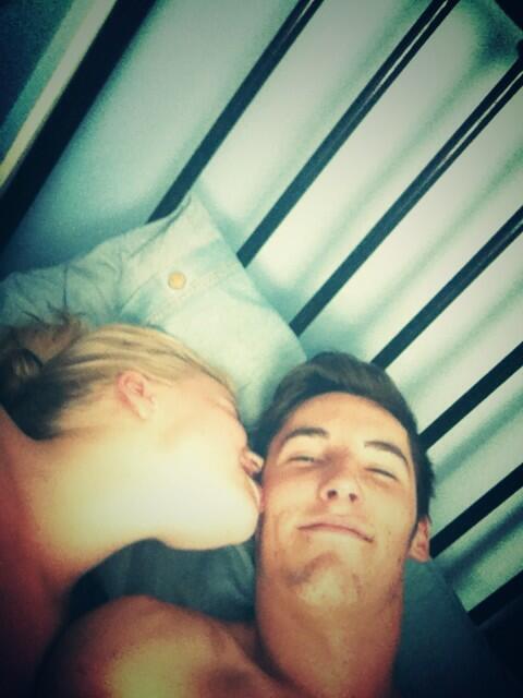 JoshuaHouston4's tweet photo. The girlfriend and I <3
@kaylalivesexy http://t.co/SEXVXBA33U