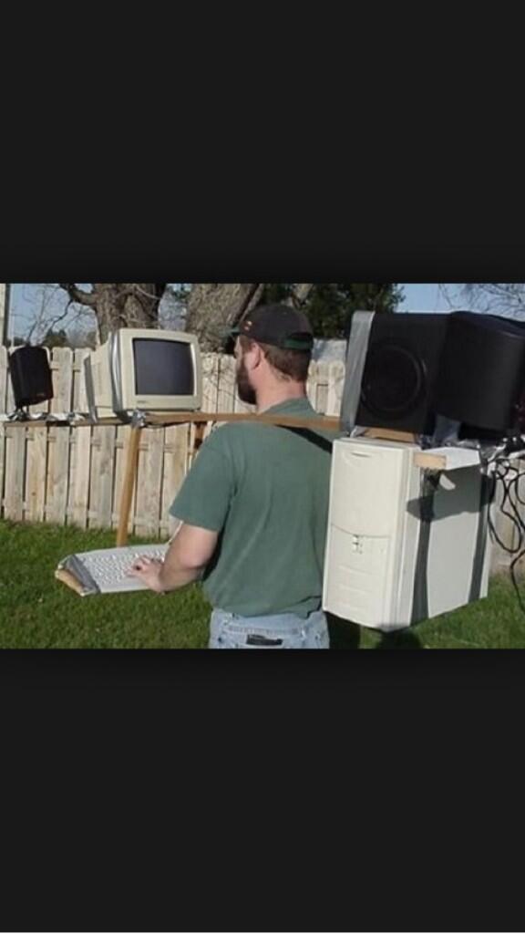 RedNeck101_'s tweet photo. Redneck geek! 💻 http://t.co/IARi85s5yX