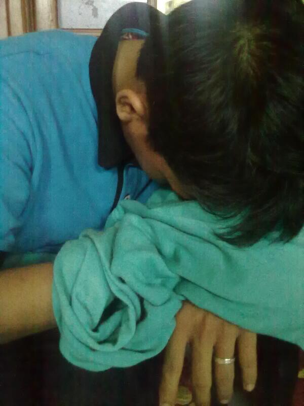 RahayuSan's tweet photo. abi'y tepar... Hahaha.. @riswanismail1 http://t.co/EGsyclv7eD