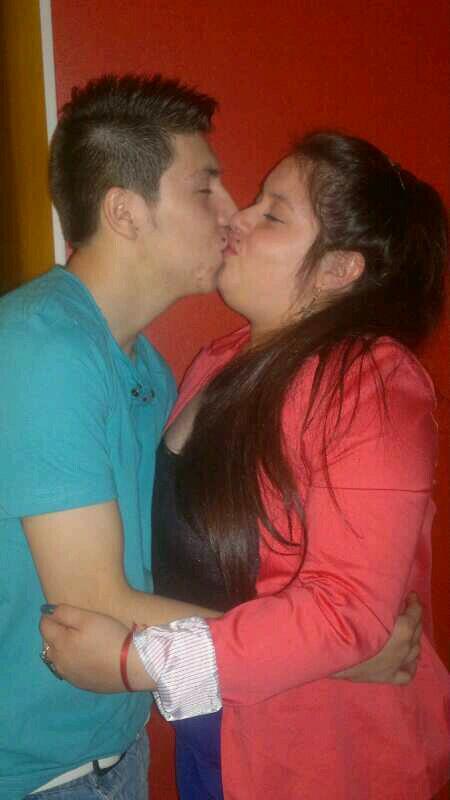Okrg's tweet photo. Te amo con la vida @pachee070  a dormir juntitos <3 http://t.co/yAE72lBV0X