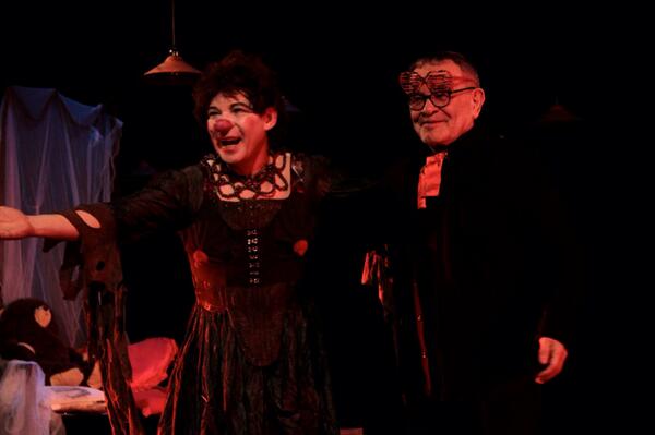 marcosmalavia's tweet photo. Hier soir au Théâtre El Duende a Ivry, la dernière de cette série de représentations dans cette belle salle http://t.co/Yqp8MTy1OB