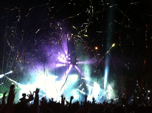 MishMckenzie's tweet photo. ULTRA SA 👊 had thee sickest time ! http://t.co/f3vQvYU6WM