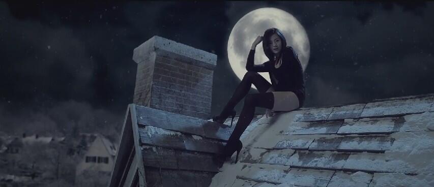 NAYEON THAILAND♡ on X: "[CAP] Lena MV.Full Moon - Sunmi -11- (cr:heartfelt  via.onehallyu) #nayeon_th http://t.co/XouqiLwewu" / X