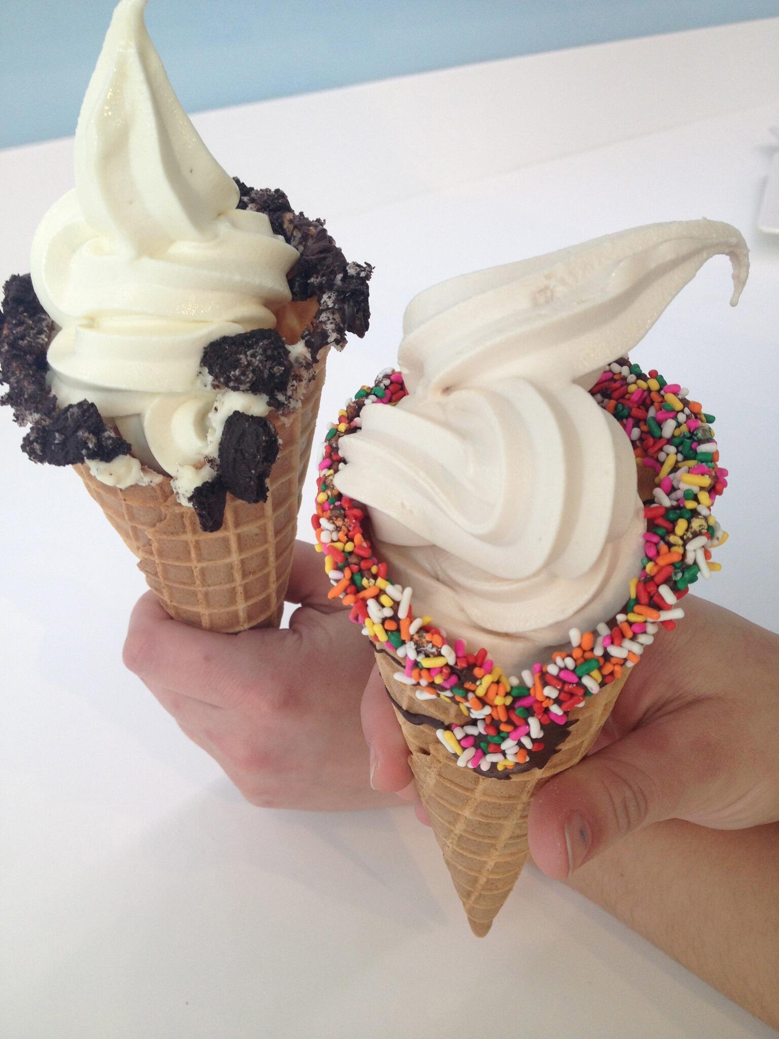 Chill Frozen Yogurt on Twitter "BOGO TODAY! Buy your favorite person a