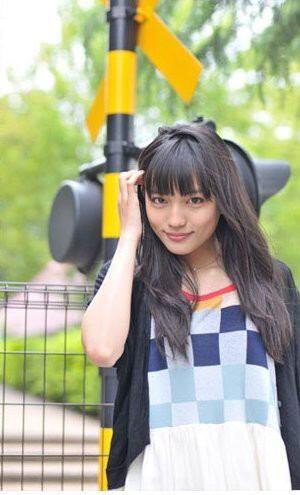 HaRuuu__K's tweet photo. お友達募集期間スタート ！これを期に春奈とお友達になってくれませんか？140字という限られた空間であなたを毎日笑顔に出来たらいいな。はい、ぽちっとボタン押してみてください。勇気がないなら雪のせいにしてもいいから。なんてね（笑） http://t.co/vegV66C2TS