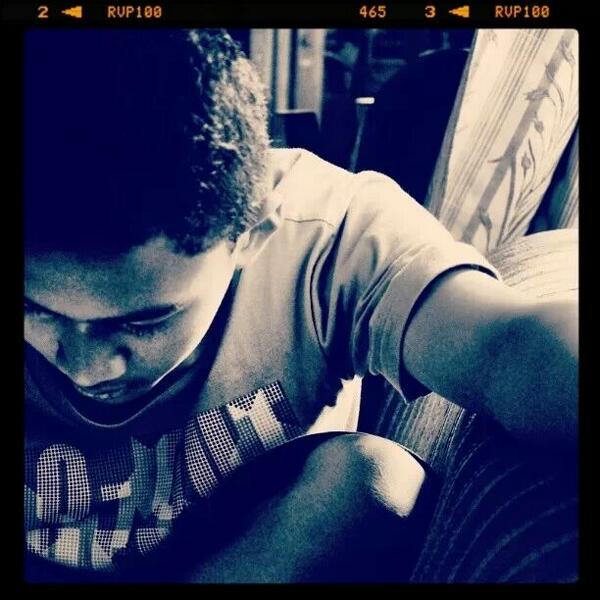 Deva_Zulvian's tweet photo. http://t.co/LgYpx58bPI