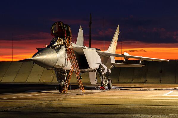 Missilito's tweet photo. 120+ Photos of MiG-31BM at Kansk Air Base http://t.co/FZSJYfcbv0 http://t.co/1SE0OrqNOU http://t.co/y7kUIMhsGp http://t.co/U1IFJAE6sX