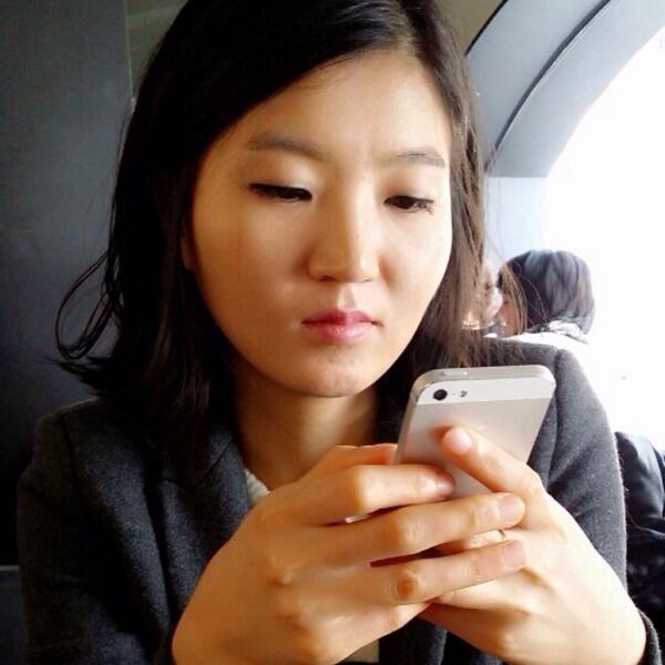 walkingondick's tweet photo. @blockbhyo 내가 너 대딸 해줄게. 스트레스 풀어 http://t.co/g7thy1jrTu
