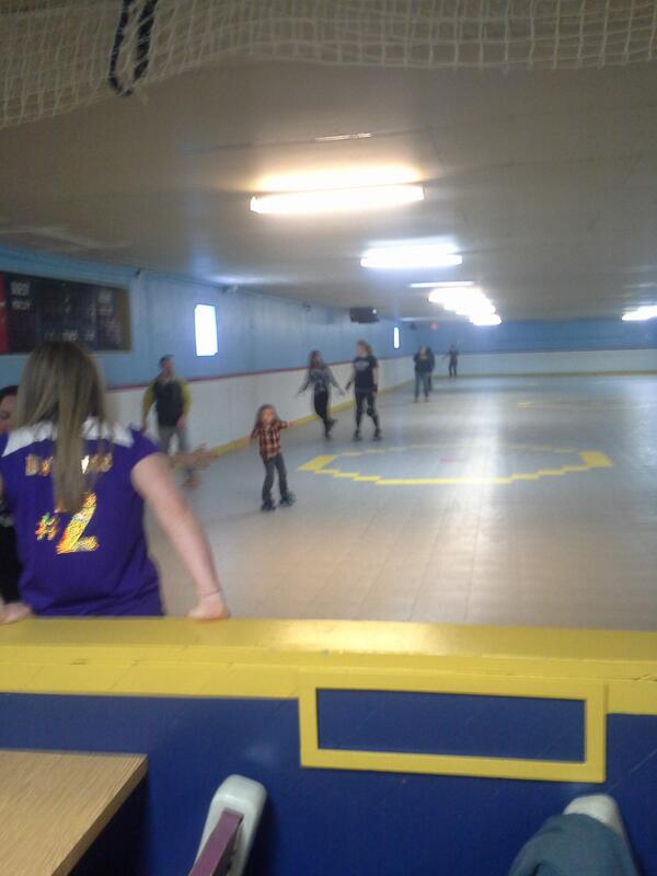 O_V_R_G's tweet photo. Skate with the Roller Girls! http://t.co/KfSOQcfZSV