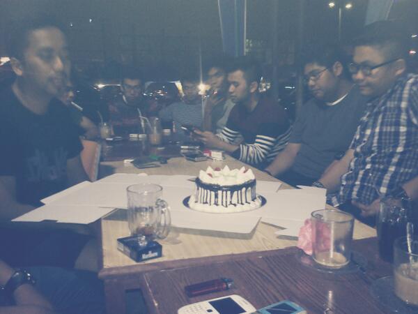 Hbd fam <a href="/yjcmedan/">Youth Jazz Community</a>